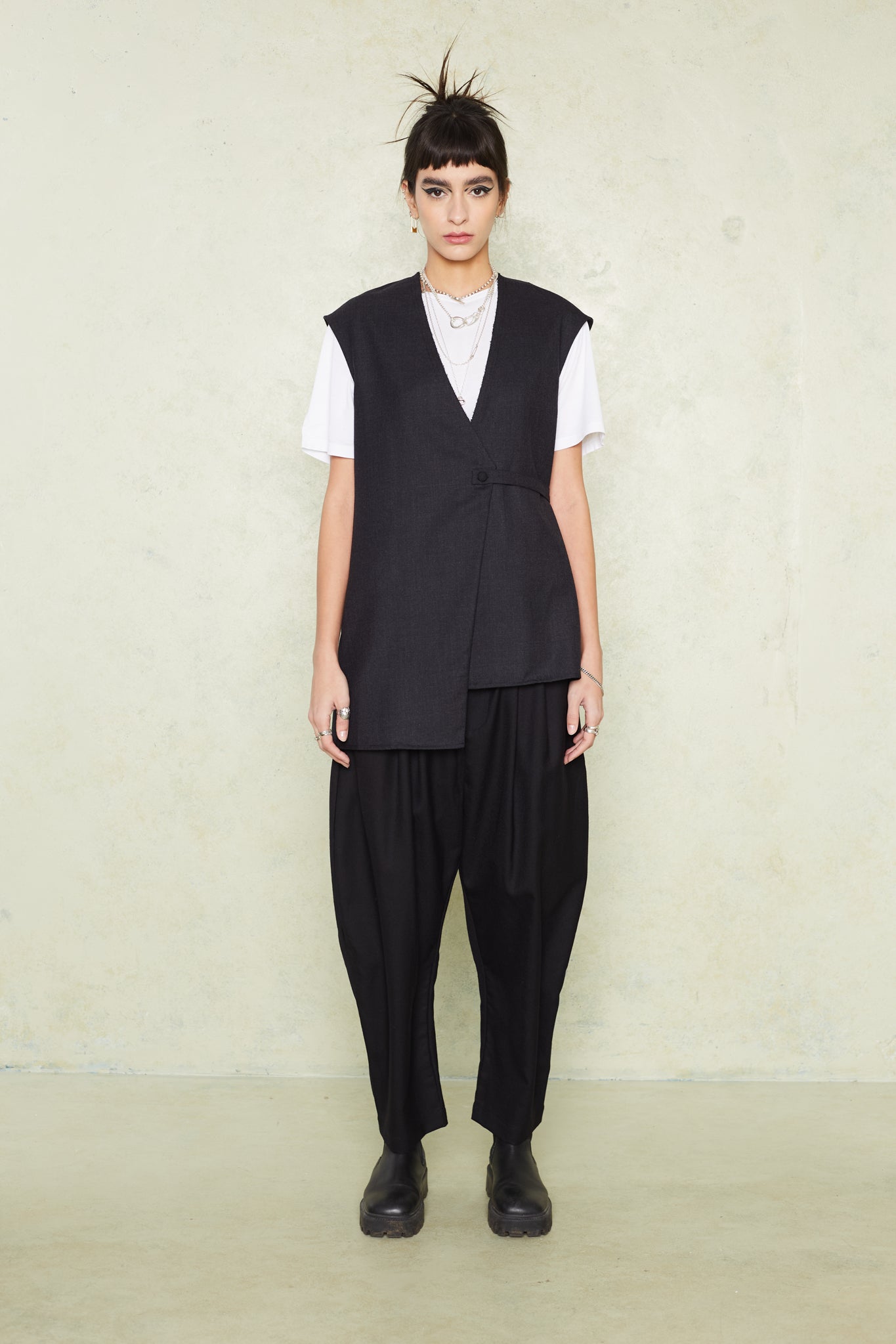 Grantully Vest Grey