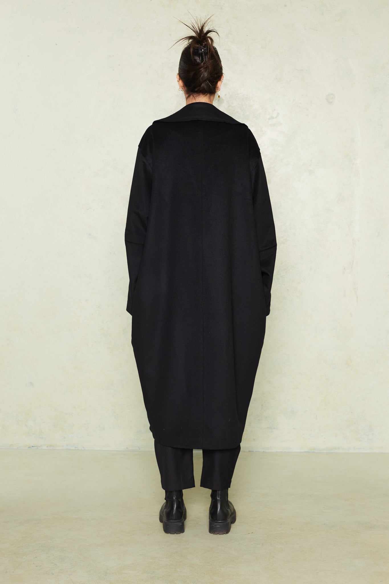 Blomfield Coat Black
