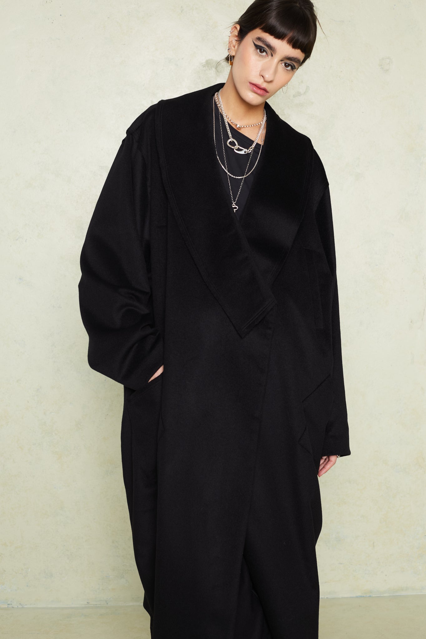 Blomfield Coat Black